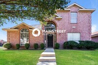 Building Photo - 3 Bedroom Pet-Friendly Home in Cedar Hill, TX with Main Street Renewal