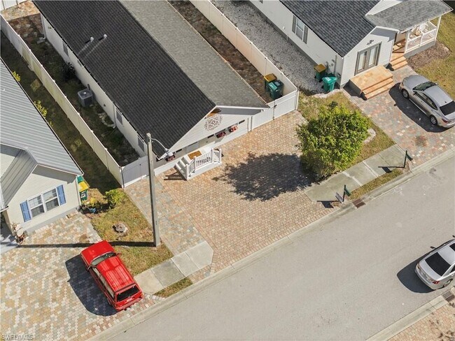 Building Photo - 286 Leawood Cir