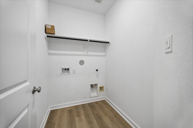 Building Photo - 15823 Bird of Paradise Dr