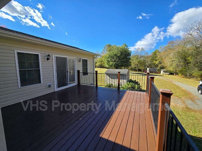 Building Photo - 10989 Muddy Run Ln