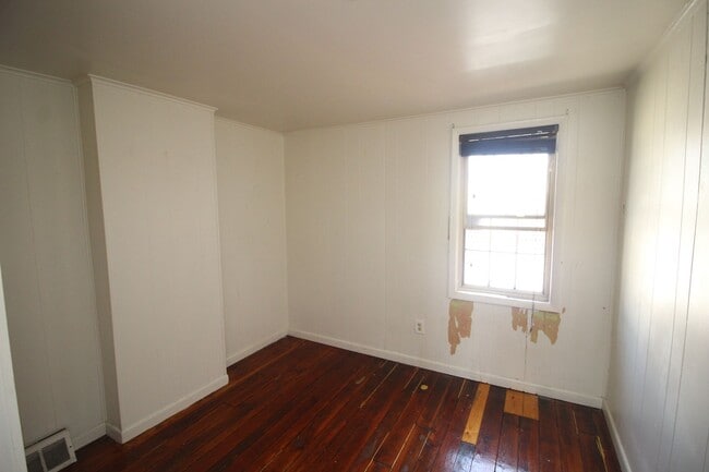 Building Photo - Charming Seton Hill 3bd/1ba Rowhome w/ CAC...