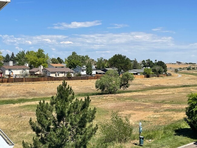 Building Photo - 1021 S Walden Way