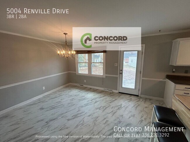 Building Photo - 5004 Renville Dr