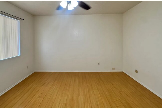 Building Photo - 13105 Kornblum Ave.