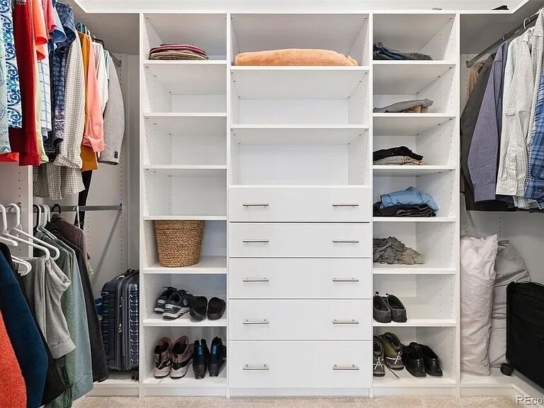 custom primary closet - 31192 Black Eagle Dr