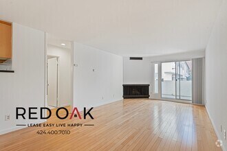 Building Photo - 1033 3rd St