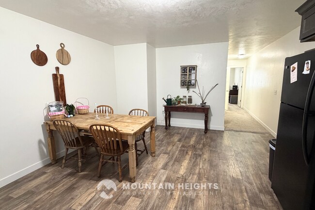 Building Photo - 4198 W High Gallery Ct