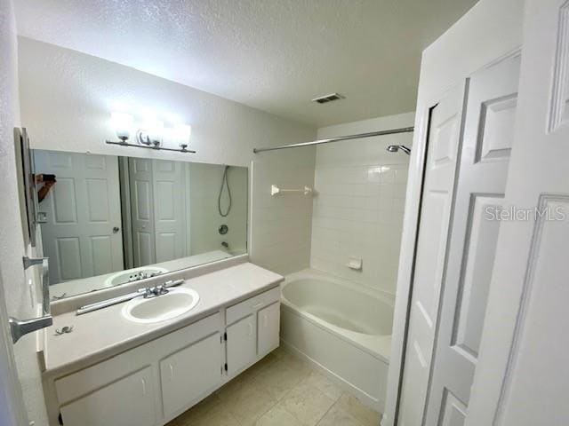 Building Photo - 13028 Plantation Park Cir