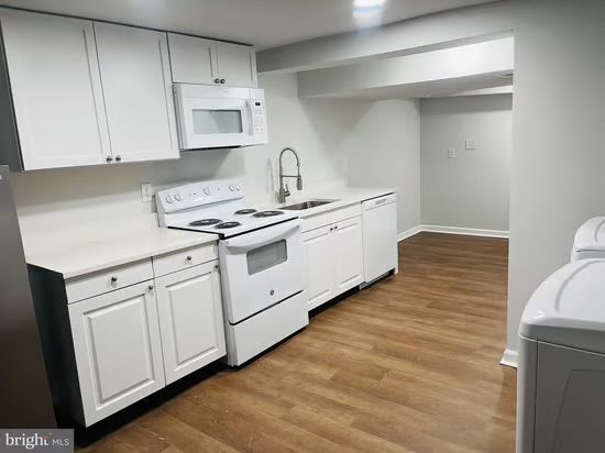 Building Photo - 15213 Clear Spring Rd