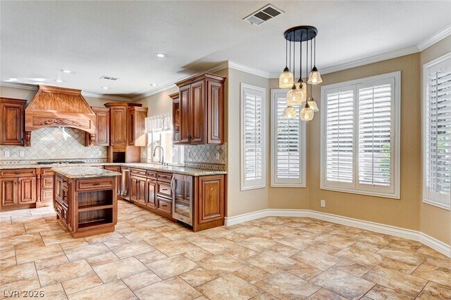 Building Photo - 2312 Silver Bluff Ct