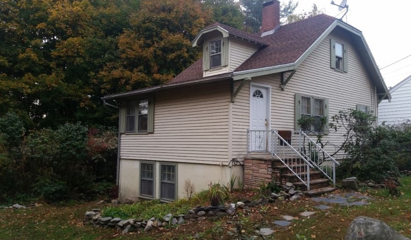 Building Photo - 25 Welchs point Rd