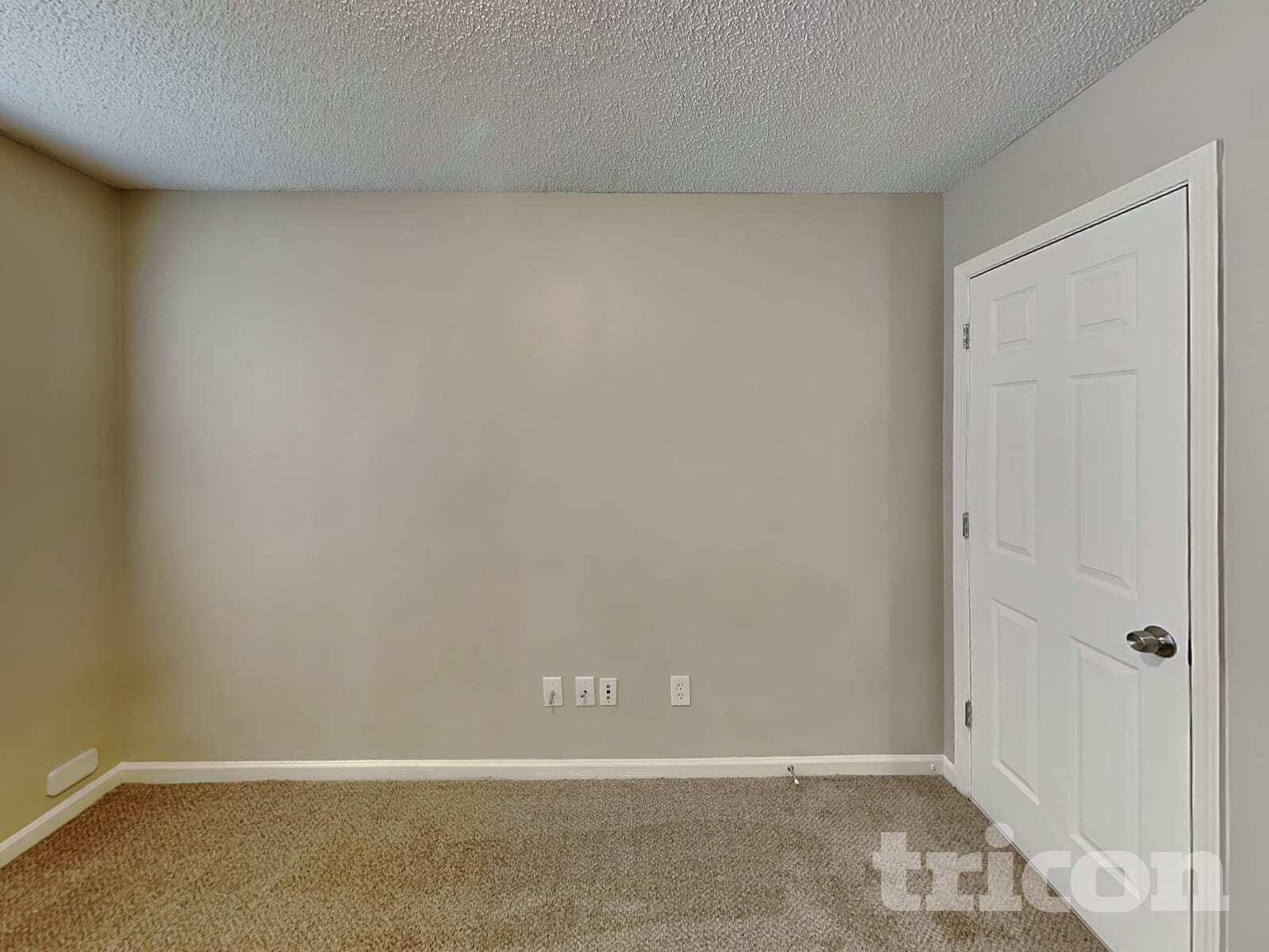 Building Photo - 2102 Taras Trace Dr