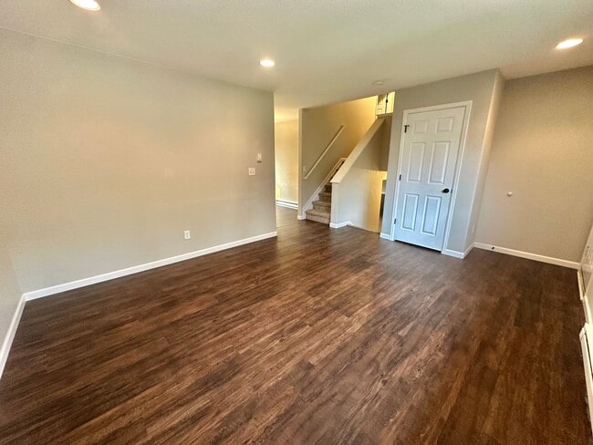 Building Photo - 2813 Adobe Dr