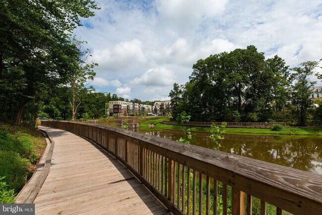 Building Photo - 4810 Garden View Ln