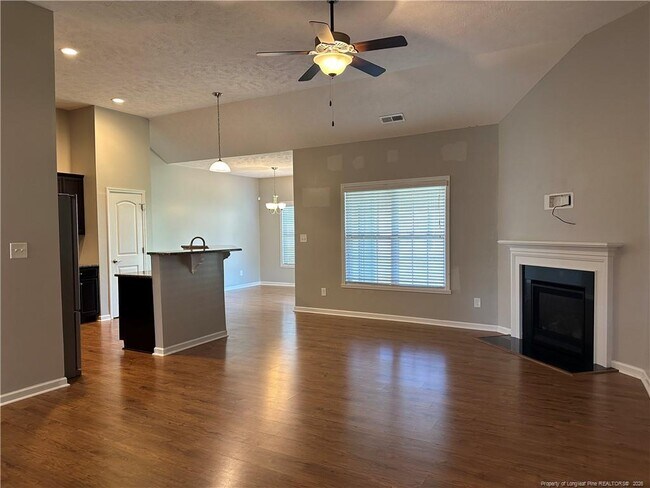 Building Photo - 498 New Castle Ln