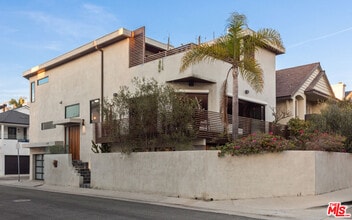 Building Photo - 4616 Roma Ct