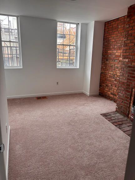 Spare Bed Second floor - 1005 S Kenwood Ave
