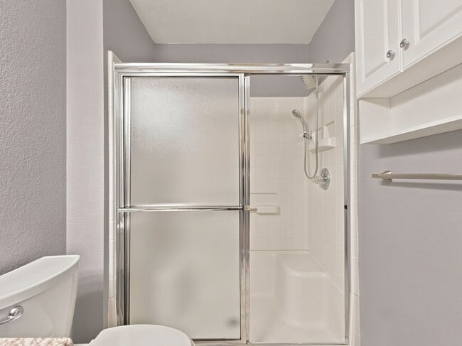 Building Photo - Spacious 2BR Rental with Open Floor Plan & Low-Maintenance yard