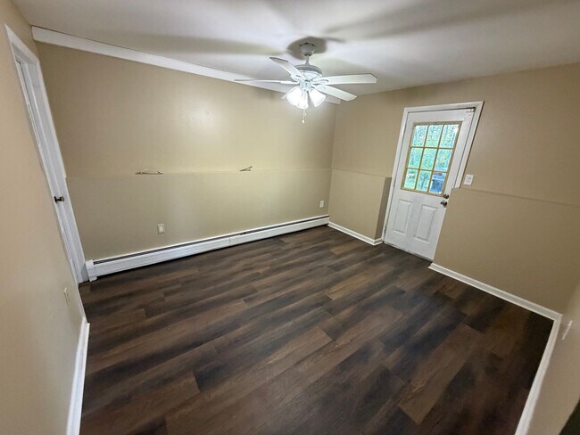 Building Photo - New-66 Green street