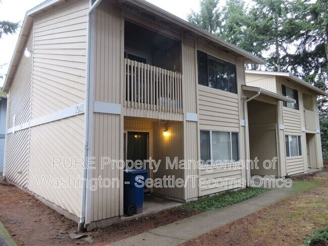 Primary Photo - 1011 18th St NE