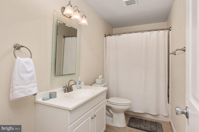 Building Photo - 13731 Bridlewood Dr