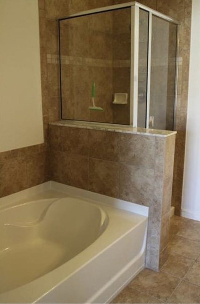 Building Photo - Beautiful 3/2/1 Townhome in Sawgrass Village