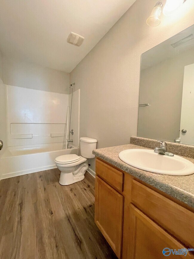Building Photo - 30003 Westfield Dr