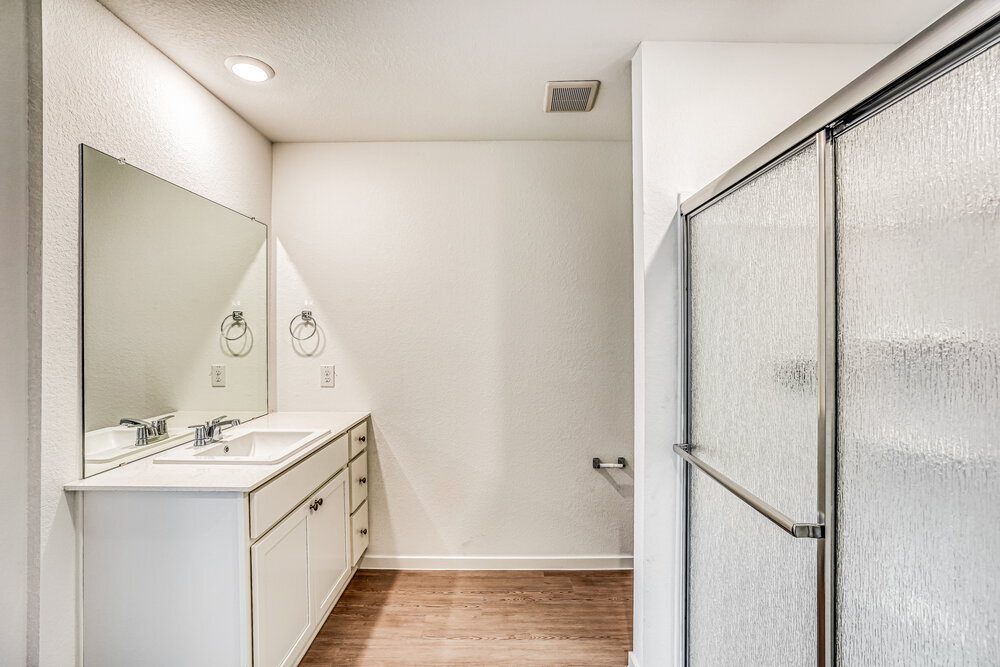 Building Photo - 15231 Abella Dr