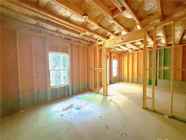 Building Photo - 305 Woodson Way