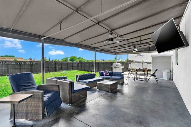 Building Photo - 30775 SW 158 Path