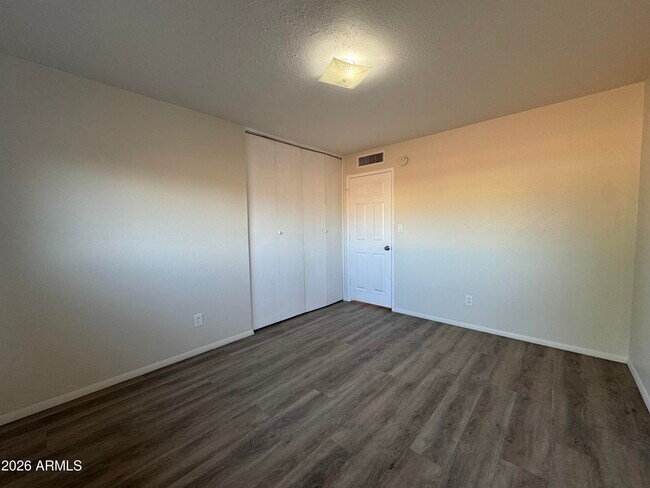 Building Photo - 7508 E Holly St