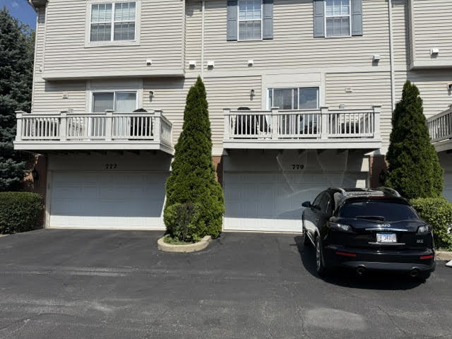Building Photo - 779 Sanborn St