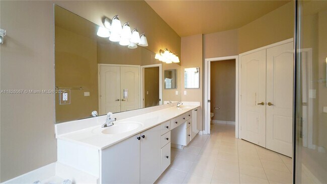 Building Photo - 9025 Long Lake Palm Dr