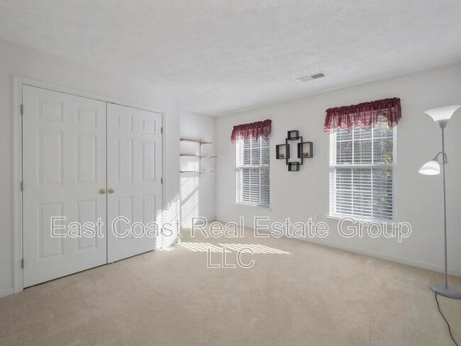 Building Photo - 4824 Old Holter Rd