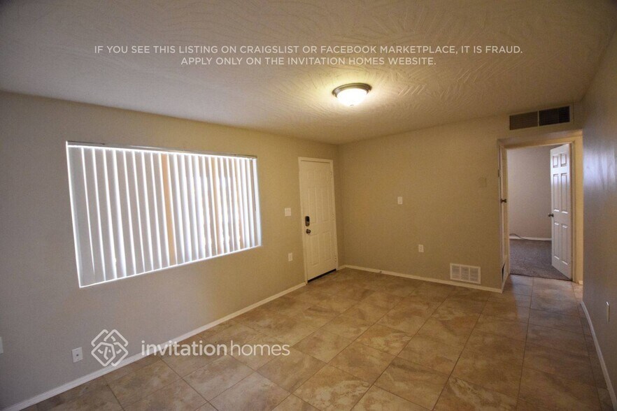 Building Photo - 548 N 98th St
