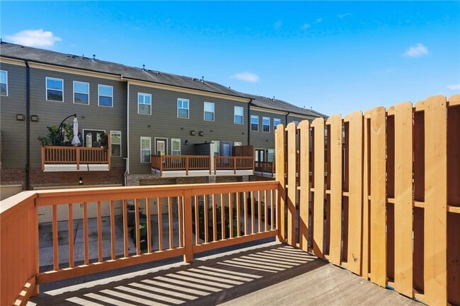 Building Photo - 1221 Lavista Rd NE