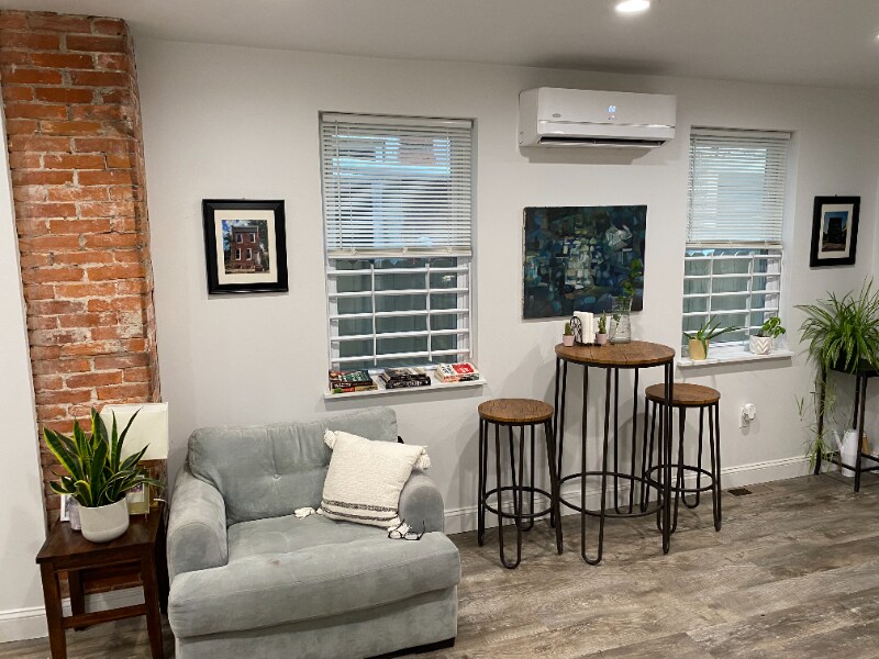 Building Photo - 3838 Baring St