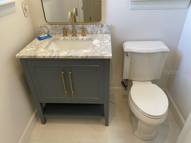 Building Photo - 409 S Westland Ave