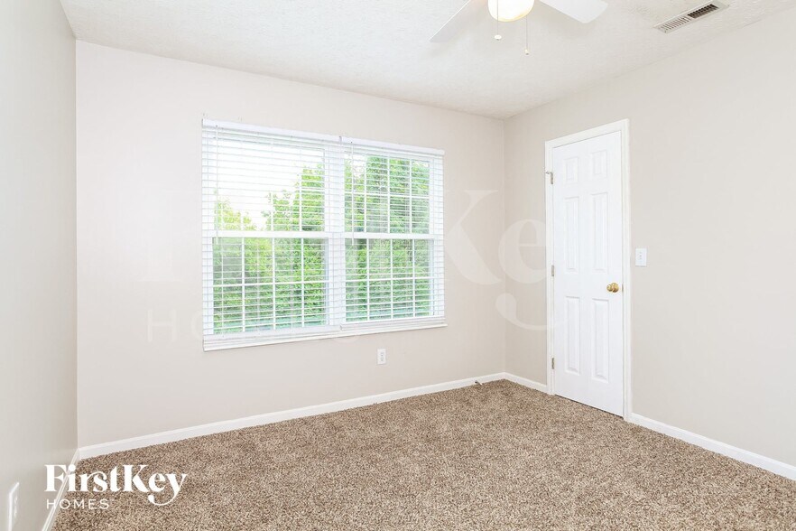 Building Photo - 8106 Autumn Pl