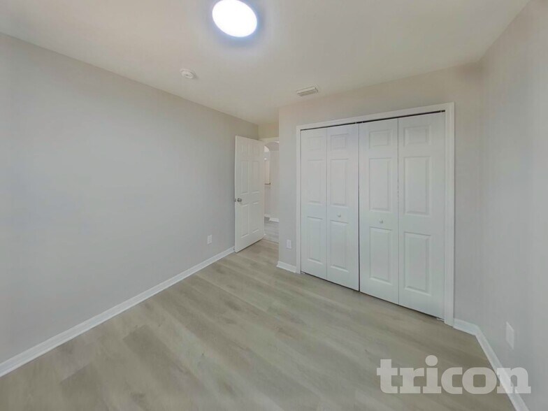 Building Photo - 6738 Waterton Dr