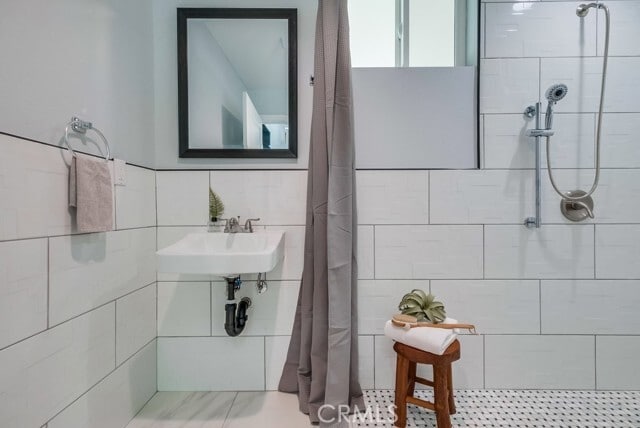 Building Photo - 15408 Pioneer Blvd