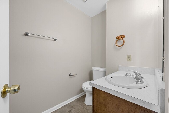 Building Photo - End Unit Ready for You to Call Home