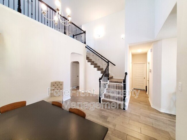 Building Photo - 9331 Aten Shore