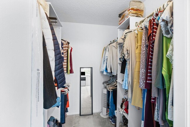 Building Photo - 14623 Bonaire Blvd