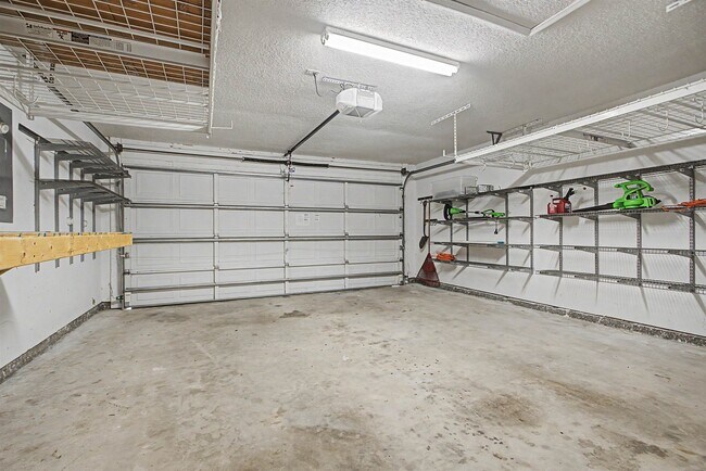 Building Photo - 1850 Newman Ln