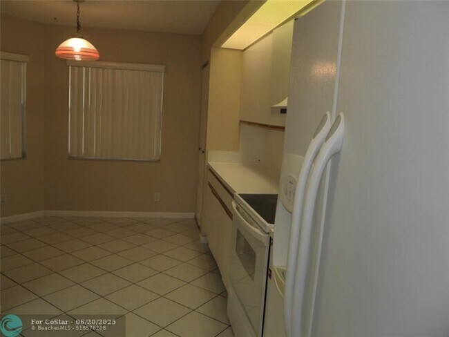 Building Photo - 1605 Abaco Dr