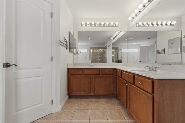 Building Photo - 9836 Old Patina Way