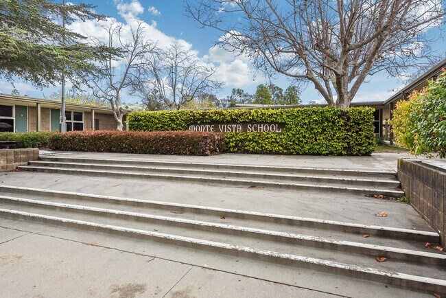 Building Photo - SPACIOUS SAN ROQUE HOME (CENTRAL AC)