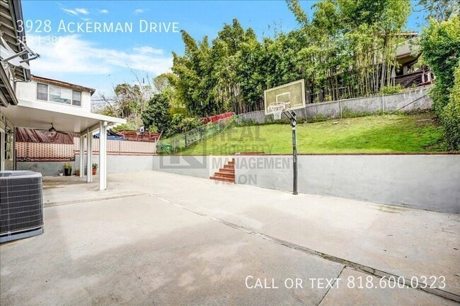 Building Photo - 3928 Ackerman Dr