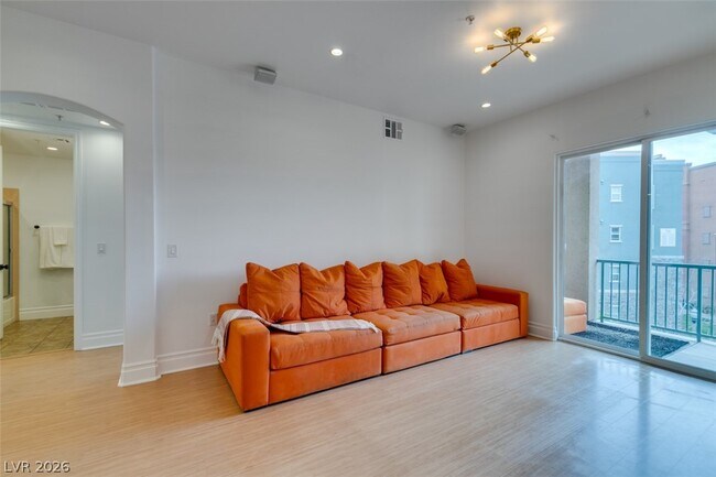 Building Photo - 50 E Serene Ave